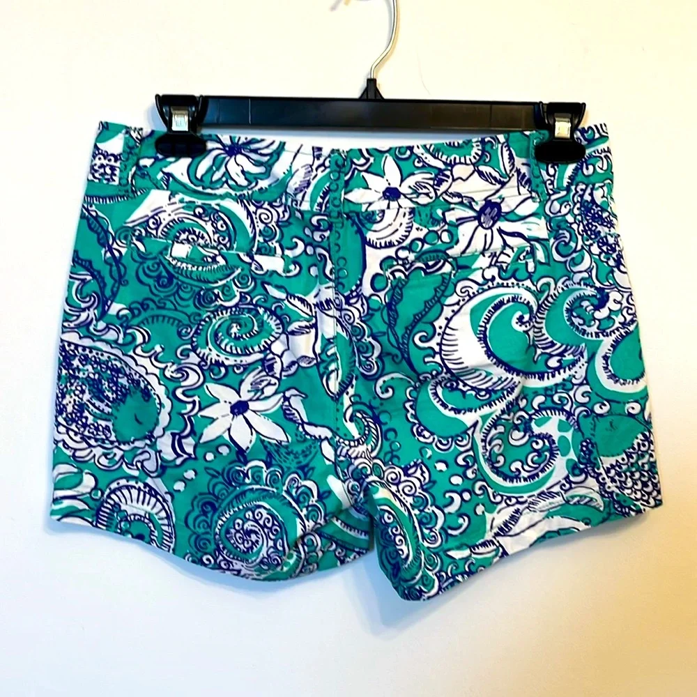 LILY PULITZER Floral Shorts Sz 8 - Picture 2 of 11